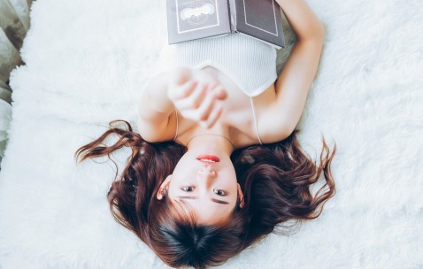 怀孕初期胸涨容易生男孩还是女（怀孕早期胸涨生男生女）